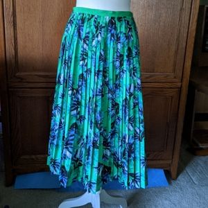 Knee length skirt